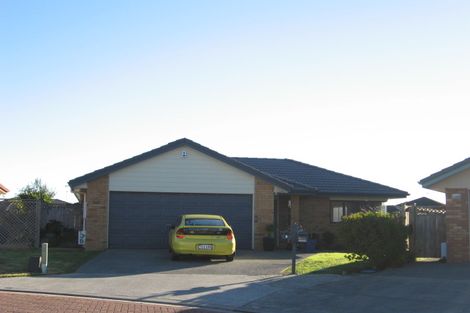 Photo of property in 9 Kimptonfields Court, Wattle Downs, Auckland, 2103