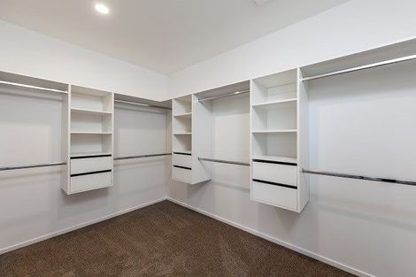 Photo of property in 12 Len Ireland Drive, Kumeu, 0810