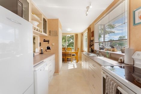 Photo of property in 15 Rennie Avenue, Milson, Palmerston North, 4414