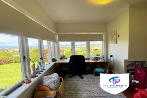 Photo of property in 12a Beach Road, Mellons Bay, Auckland, 2014