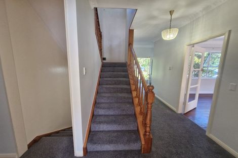 Photo of property in 13 Waikare Street, Karori, Wellington, 6012