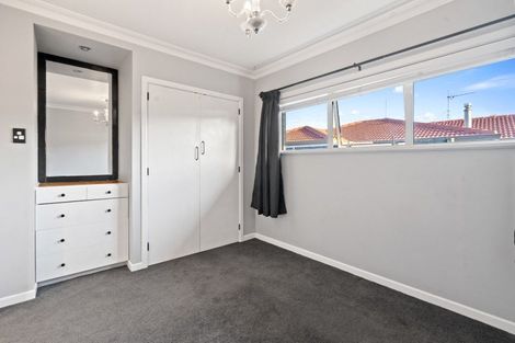 Photo of property in 242 Ngatai Road, Otumoetai, Tauranga, 3110