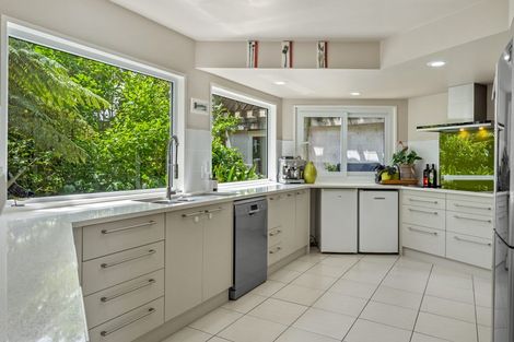 Photo of property in 19 Park Rise, Campbells Bay, Auckland, 0630