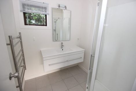 Photo of property in 11 Noel Avenue, Orewa, 0931