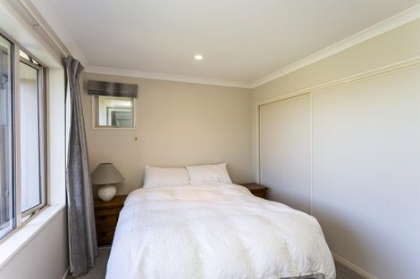 Photo of property in 16 Te Pihopa Way, Aidanfield, Christchurch, 8025