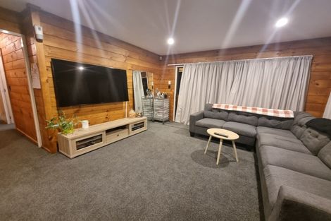 Photo of property in 6 Edmund Lomas Grove, Birchville, Upper Hutt, 5018