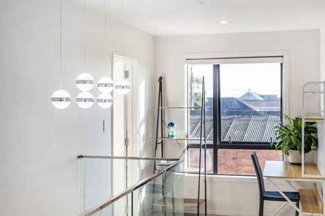 Photo of property in 145 Astley Avenue, New Lynn, Auckland, 0600