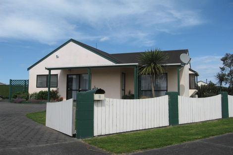 Photo of property in 7 Sheffield Place, Springvale, Whanganui, 4501