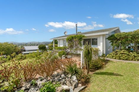 Photo of property in 2 Knox Place, Greerton, Tauranga, 3112