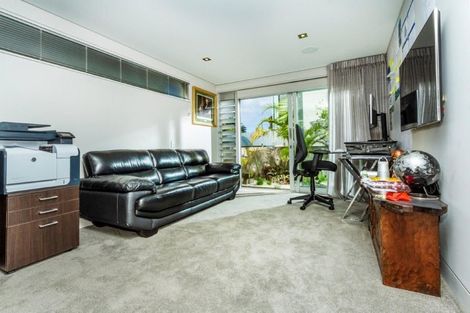 Photo of property in 21 Brighton Terrace, Mairangi Bay, Auckland, 0630