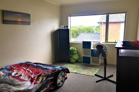 Photo of property in 49 Tiri Tiri Road, Birkdale, Auckland, 0626