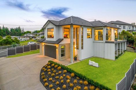 Photo of property in 32 Manhattan Rise, Orewa, 0931