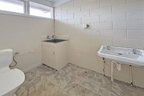 Photo of property in 1-6/31 Albert Street, Palmerston North, 4414