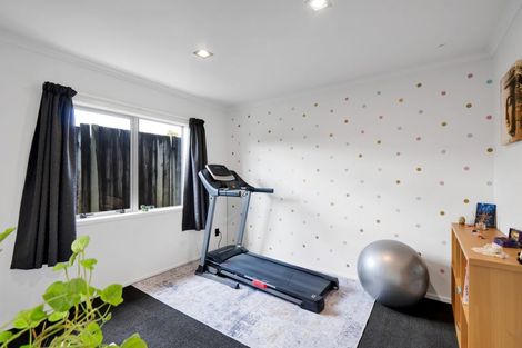 Photo of property in 4 Coby Sydney Drive, Bell Block, New Plymouth, 4312