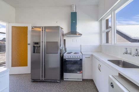 Photo of property in 309 Tay Street, Turnbull Thomson Park, Invercargill, 9810