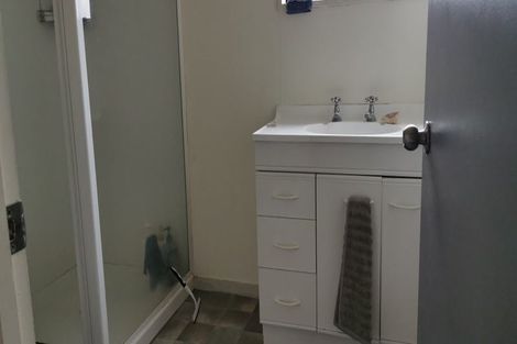 Photo of property in 15a Paeroa Street, Riccarton, Christchurch, 8041