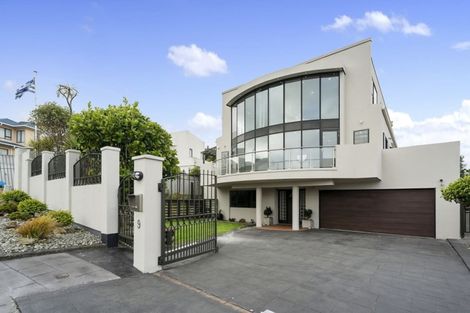 Photo of property in 9 Bury Grove, Strathmore Park, Wellington, 6022