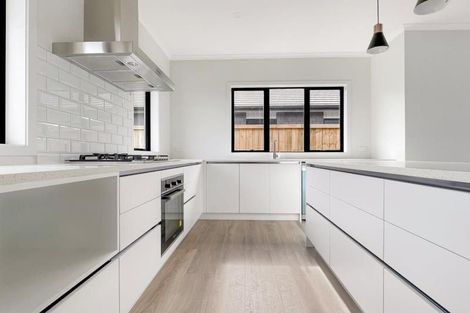 Photo of property in 28 Maanihi Drive, Rototuna North, Hamilton, 3210