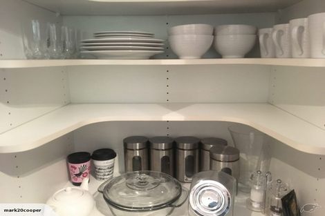 Photo of property in 35 North Terrace, Kelburn, Wellington, 6012