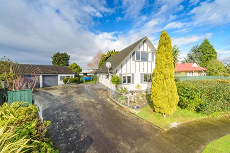 Photo of property in 17 Hilton Grove, Kelvin Grove, Palmerston North, 4414