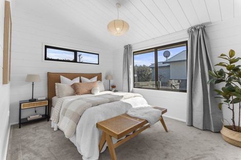 Photo of property in 247 Tukapa Street, Westown, New Plymouth, 4310