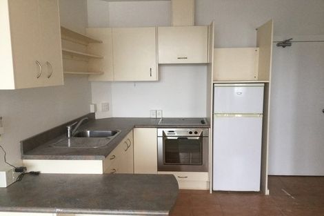 Photo of property in Terrace Tower Apartments, 13c/126 The Terrace, Wellington Central, Wellington, 6011