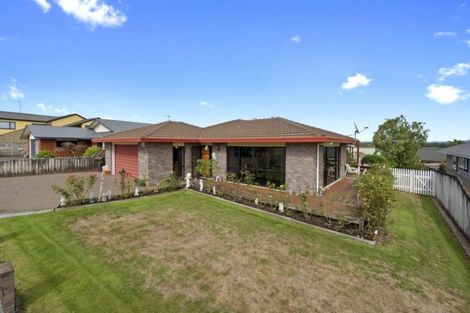 Photo of property in 7 Silhouette Way, Western Heights, Hamilton, 3200