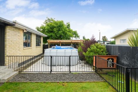 Photo of property in 14 Huntly Street, Foxton, 4814