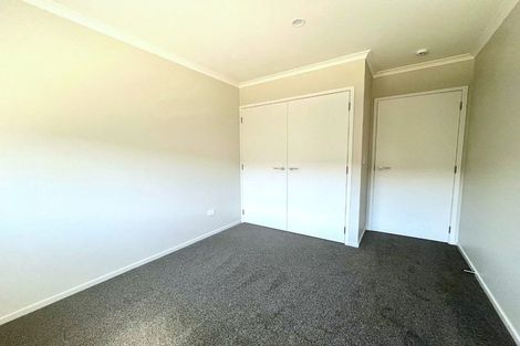 Photo of property in 8 Manaakitia Road, Karaka, 2124