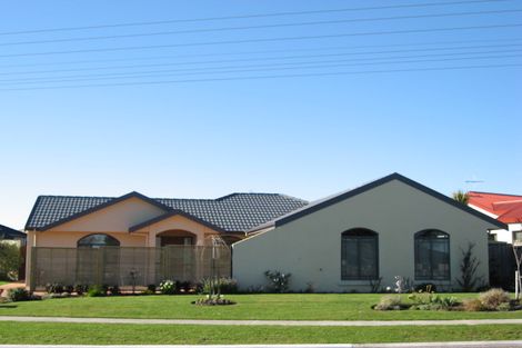 Photo of property in 22 Arataki Road, Havelock North, 4130