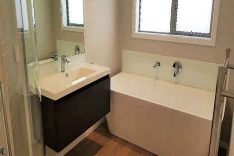 Photo of property in 5a Rata Street, Naenae, Lower Hutt, 5011