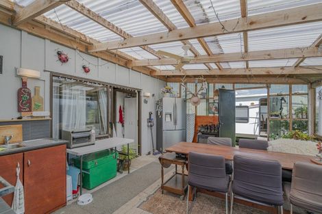 Photo of property in 27 Captain Wood Avenue, Whitianga, 3510