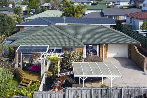 Photo of property in 1/7 Spring Grove, Henderson, Auckland, 0612