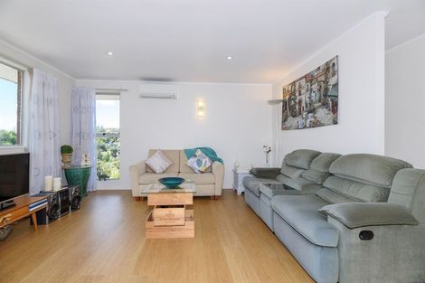 Photo of property in 1/116 Mountbatten Avenue, Hillcrest, Auckland, 0627
