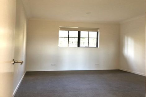 Photo of property in 98 Point View Drive, East Tamaki Heights, Auckland, 2016