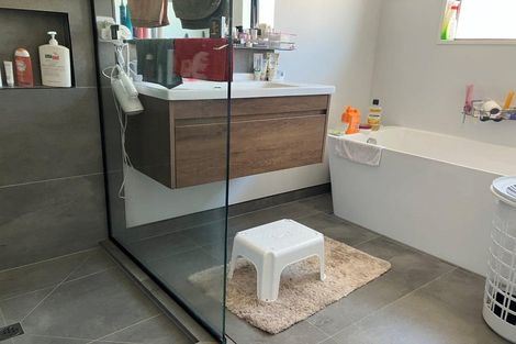 Photo of property in 6 Bellows Close, Halswell, Christchurch, 8025