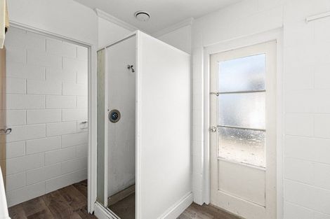 Photo of property in 2/124 Ngamotu Road, Spotswood, New Plymouth, 4310