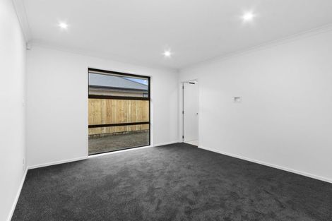 Photo of property in 10 Salkeld Place, Woodend, 7610