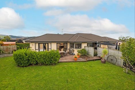 Photo of property in 40 Johnstone Drive, Fitzherbert, Palmerston North, 4410