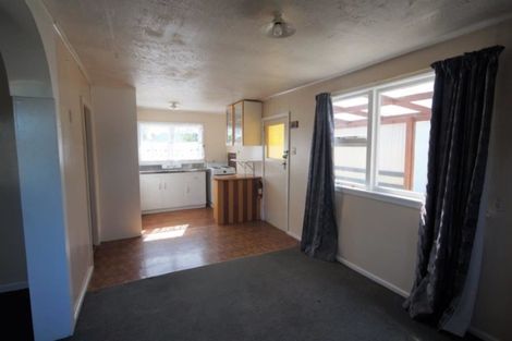 Photo of property in 17 Montrose Avenue, Culverden, 7392