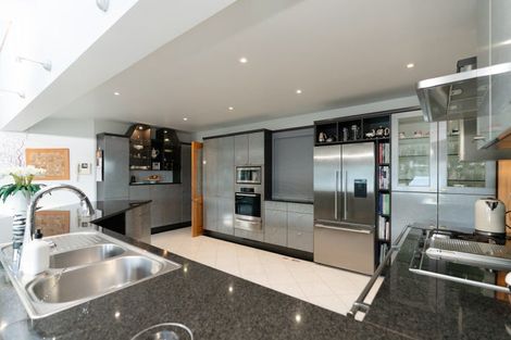 Photo of property in 29 Treasure Grove, Hataitai, Wellington, 6021