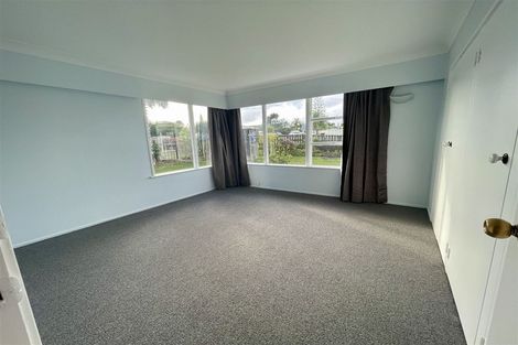 Photo of property in 165 Te Atatu Road, Te Atatu South, Auckland, 0610