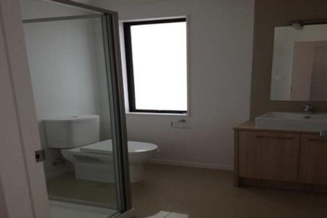 Photo of property in 7 Lane Cameron Place, Flat Bush, Auckland, 2019