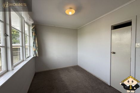 Photo of property in 17 Sheehan Road, Te Atatu South, Auckland, 0610