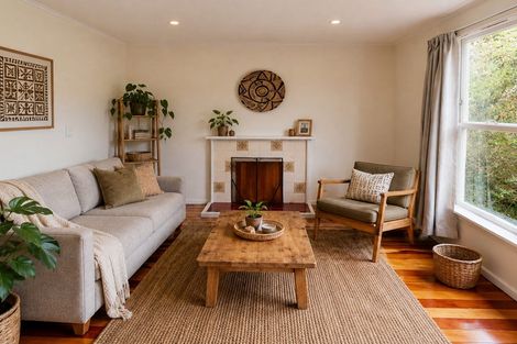 Photo of property in 17 Durham Street, Cannons Creek, Porirua, 5024