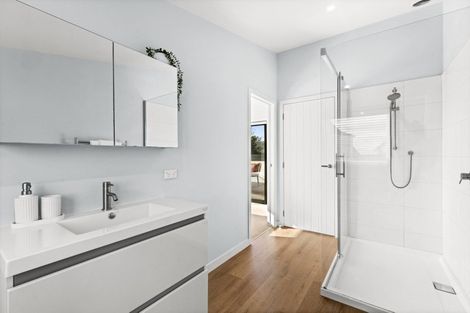 Photo of property in 32a Lucknow Road, Havelock North, 4130