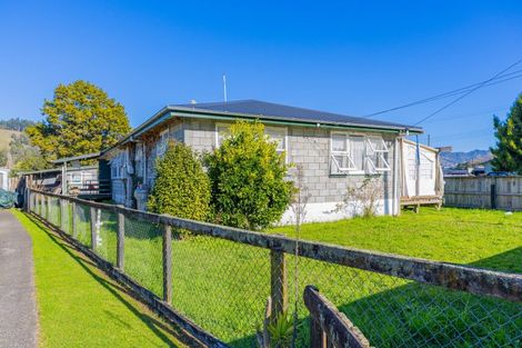 Photo of property in 16 Paraone Street, Taumarunui, 3920
