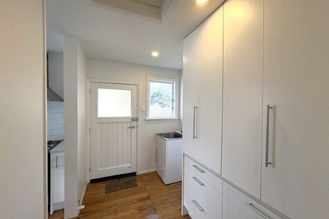 Photo of property in 211 Cambridge Terrace, Naenae, Lower Hutt, 5011