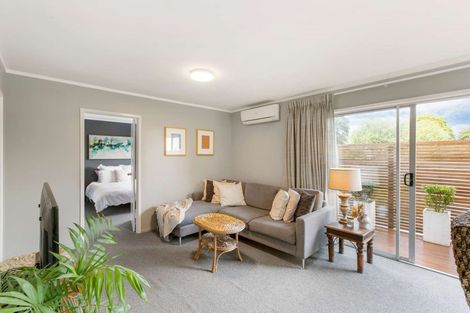 Photo of property in 1/7 Neptune Avenue, Beach Haven, Auckland, 0626
