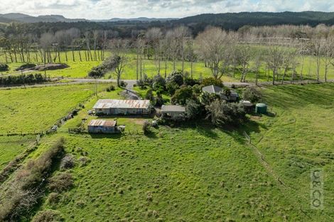 Photo of property in 836 Old North Road, Waimauku, 0882